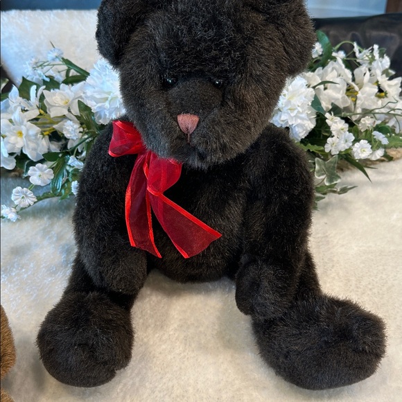 Collector Gund bears. - Picture 3 of 9